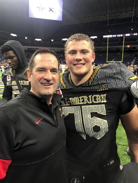 Park Ridge’s Peter Skoronski heads to NFL after first-round draft pick by Tennessee Titans